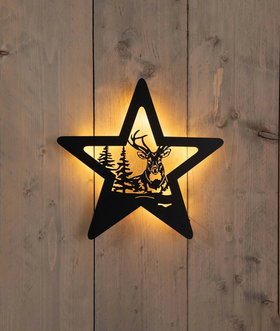 Stjerneformet vegglampe med hjort - juledekor - Juletrepynt.no