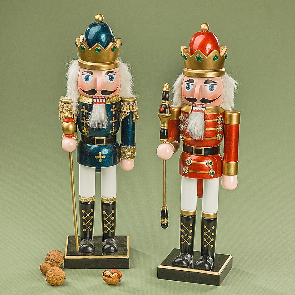 Sett med 2 klassiske nøtteknekkere - julepynt 35 cm - Juletrepynt.no