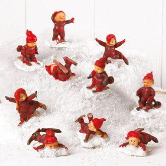 Pobra nisser i snø, 5 stk. (4cm) - Juletrepynt.no