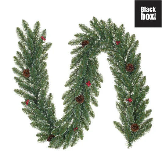 Girlander med røde bær og kongler - 270x25cm - Juletrepynt.no