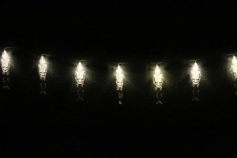 Lyslenke skjelett - 3 meter 20 pærer. Halloween - Juletrepynt.no