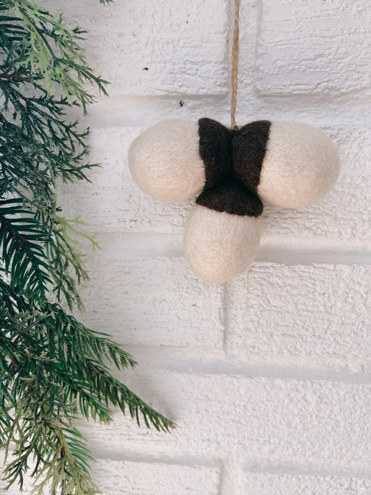 3 nøtter, ullfilt (5,5 cm) (3stk) - Juletrepynt.no