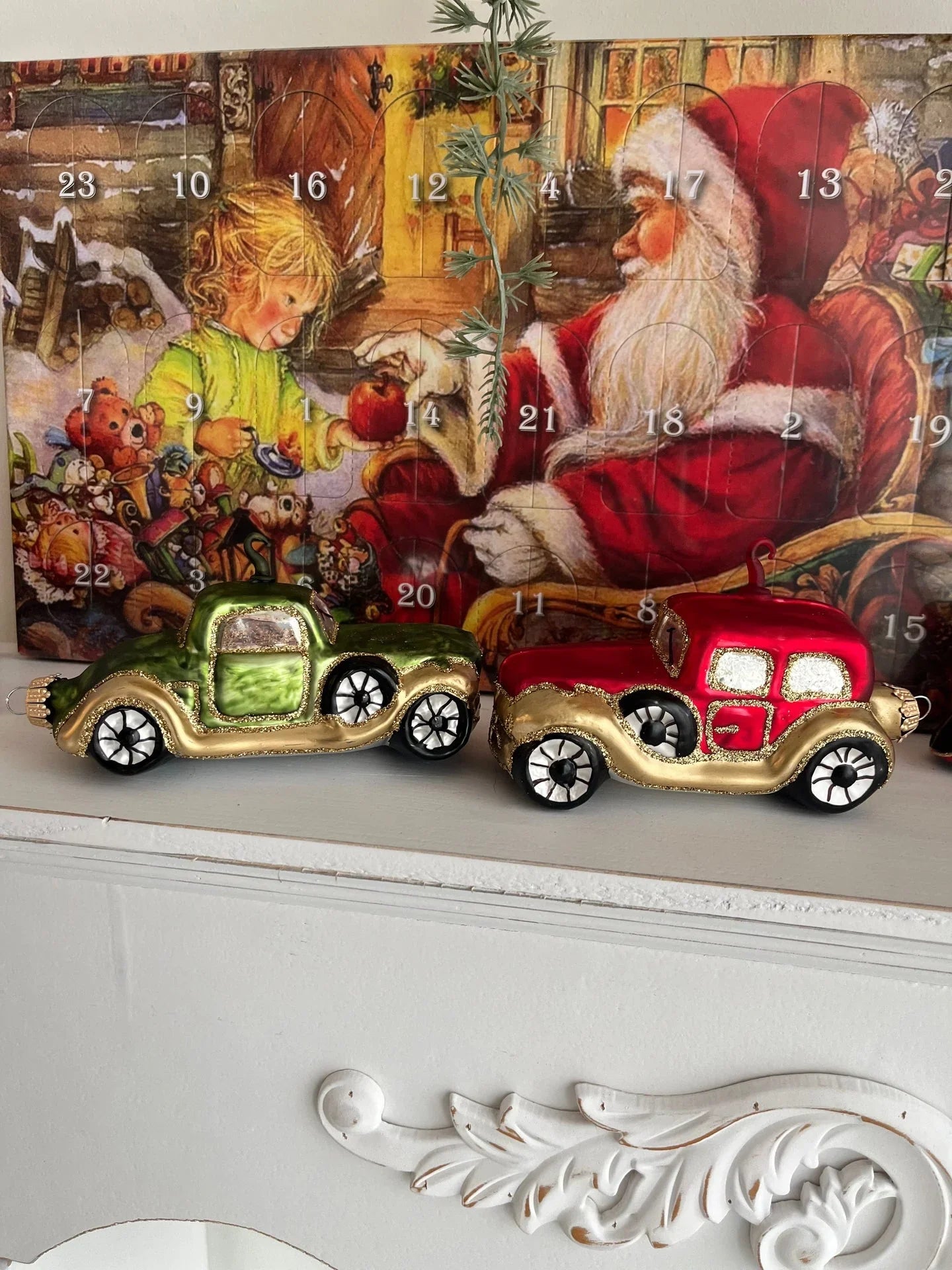 Retro julebil, 2 stk (14 cm) - Juletrepynt.no
