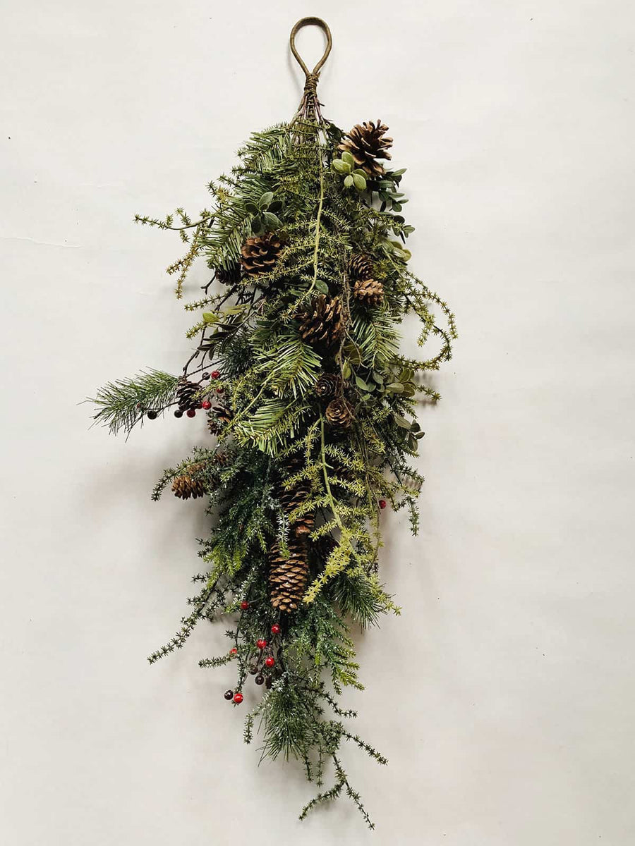 Julepynt Julepynt - heng med kongler og grønt (66cm)